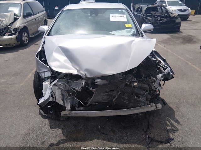 Toyota Prius Le