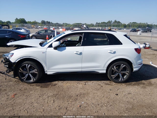 Audi Q3 Premium Plus 45 Tfsi S Line Quattro Tiptronic