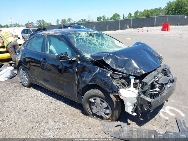 Salvage Kia Rio Image