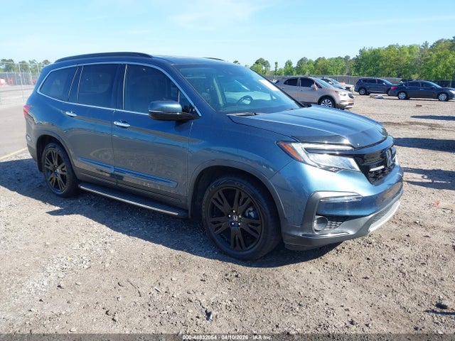 Salvage Honda Pilot Image