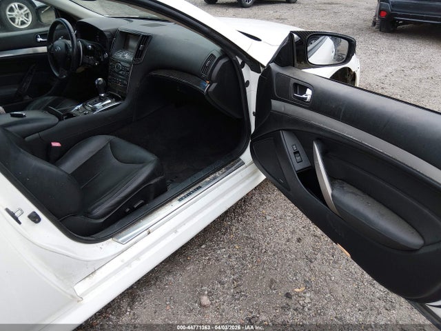 INFINITI G37x
