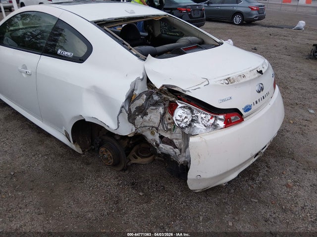 INFINITI G37x