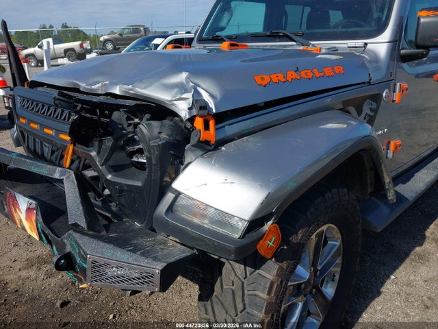 Jeep Wrangler Sahara 4x4