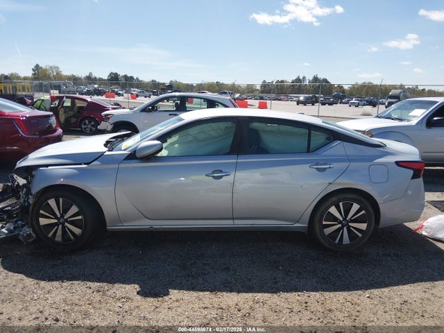 Nissan Altima Sv Fwd