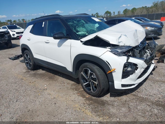 Salvage Chevrolet Trailblazer Image