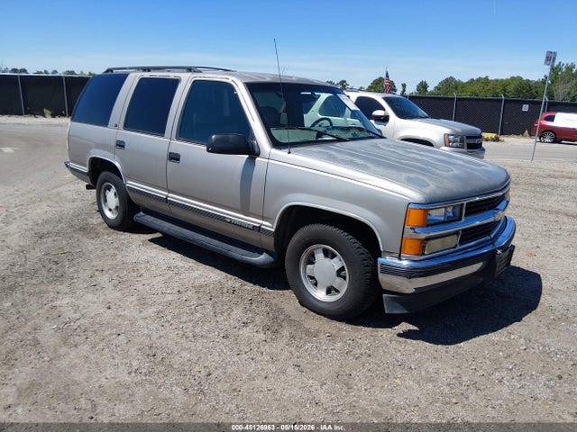 Salvage Chevrolet Tahoe Image