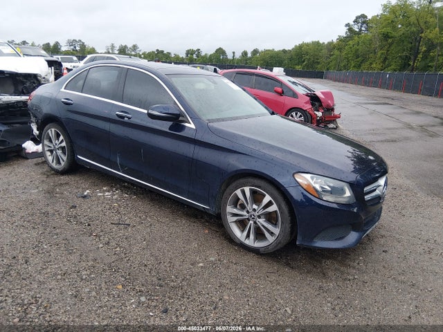 Salvage Mercedes-Benz C-Class Image