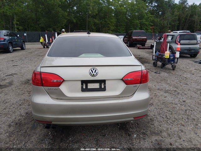 Volkswagen Jetta 1.8t Se