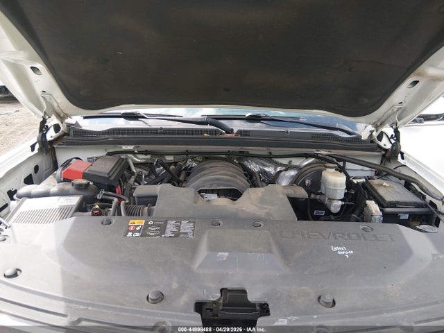 Chevrolet Suburban Lt