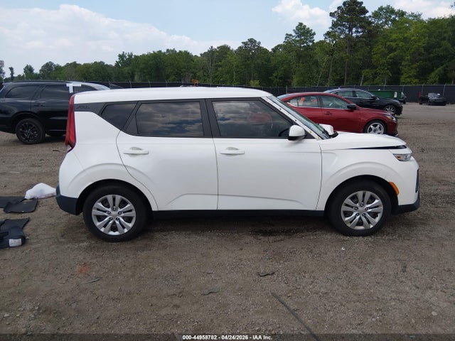 Kia Soul Lx