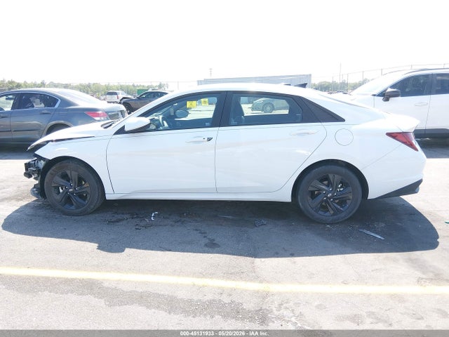 Hyundai ELANTRA Blue