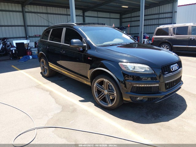 Salvage Audi Q7 Image