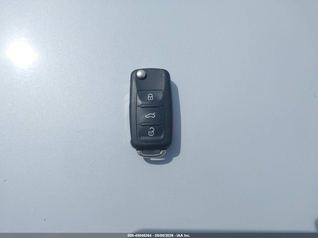 Volkswagen Jetta 1.4t S