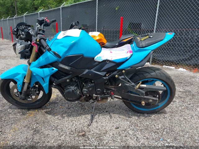 Suzuki Gsx-s750