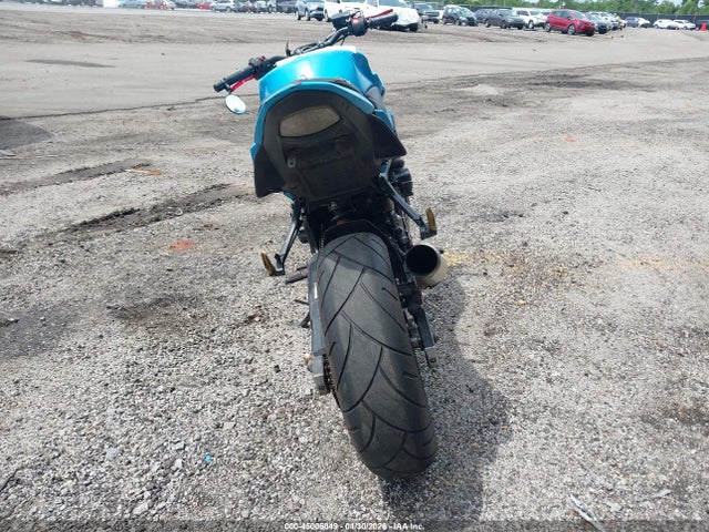 Suzuki Gsx-s750