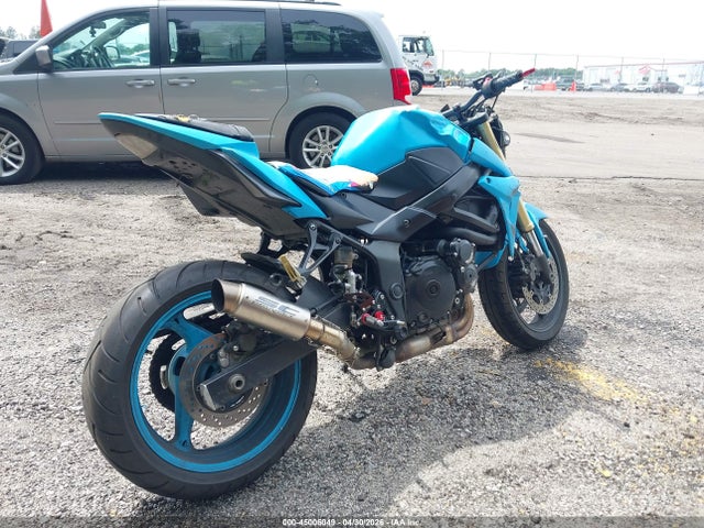 Suzuki Gsx-s750