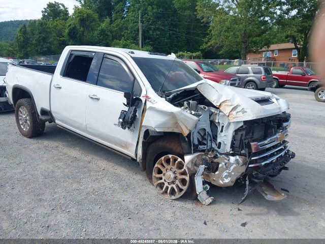 Salvage Chevrolet Silverado 2500 Image