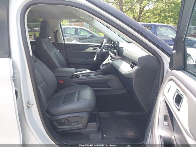 Ford Explorer Active