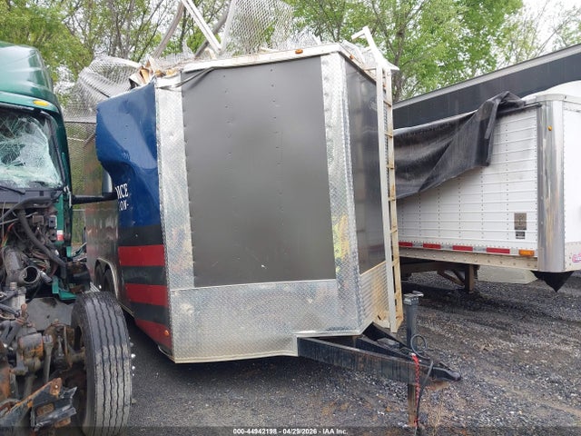 Salvage Freedom Pa3 20ft Enclosed Trailer Image
