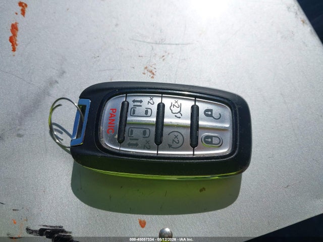 Chrysler Pacifica Touring