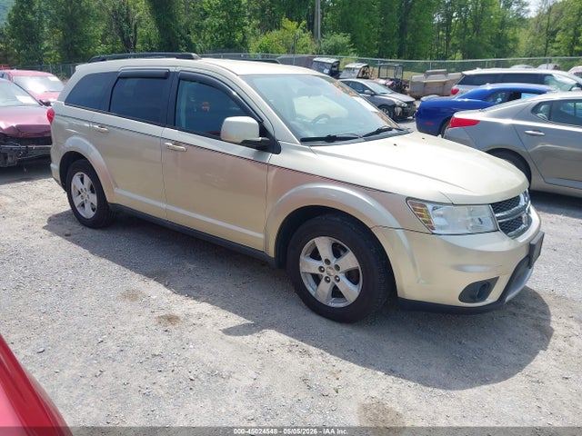 Salvage Dodge Journey Image