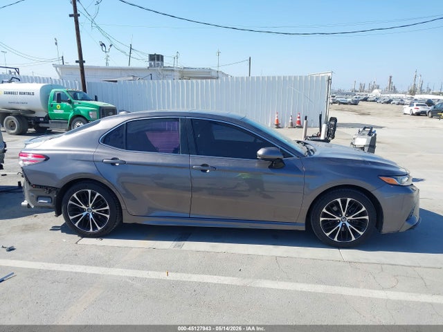 Toyota Camry Se