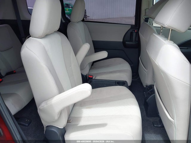 Mazda Mazda5 Sport