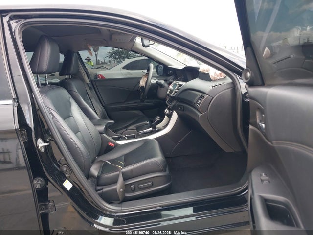 Honda Accord Touring