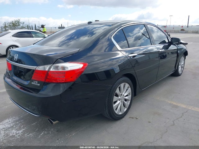 Honda Accord Touring