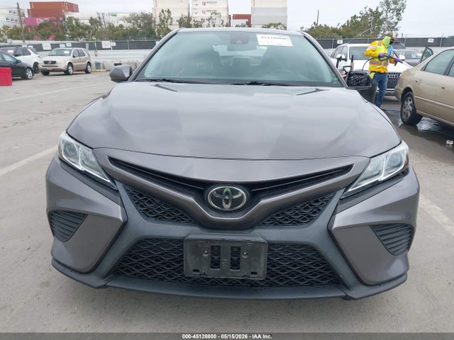 Toyota Camry Se
