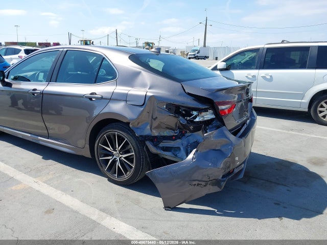 Toyota Camry Se