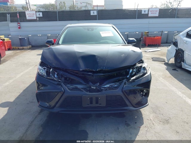 Toyota Camry Se Nightshade