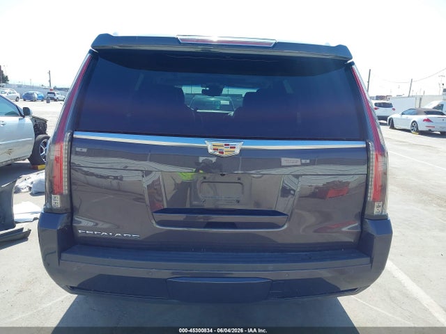 Cadillac Escalade Luxury Collection