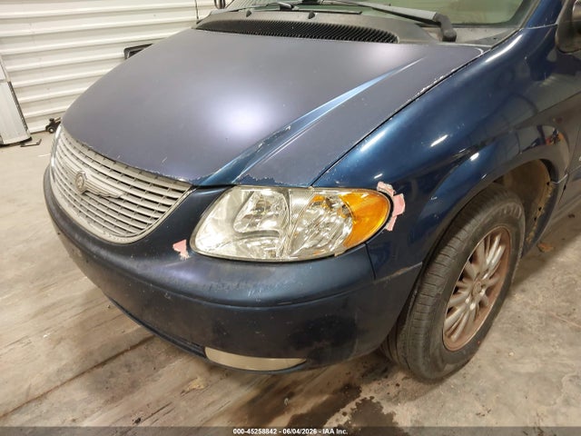 Chrysler Town & Country Limited