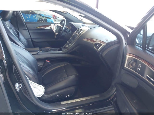 Lincoln MKZ Reserve