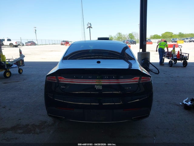 Lincoln MKZ Reserve