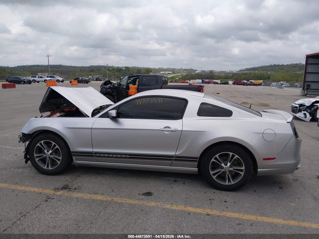 Ford Mustang V6 Premium
