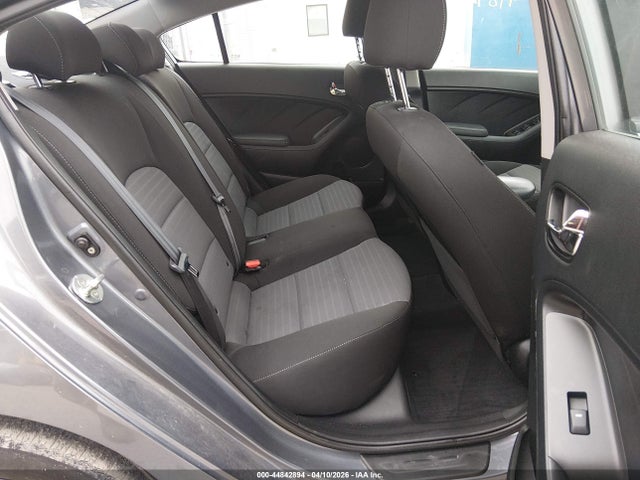 Kia Forte S