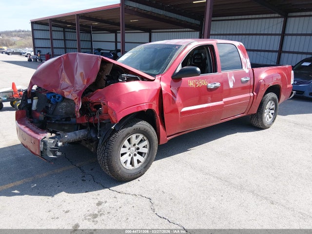 Mitsubishi Raider Ls