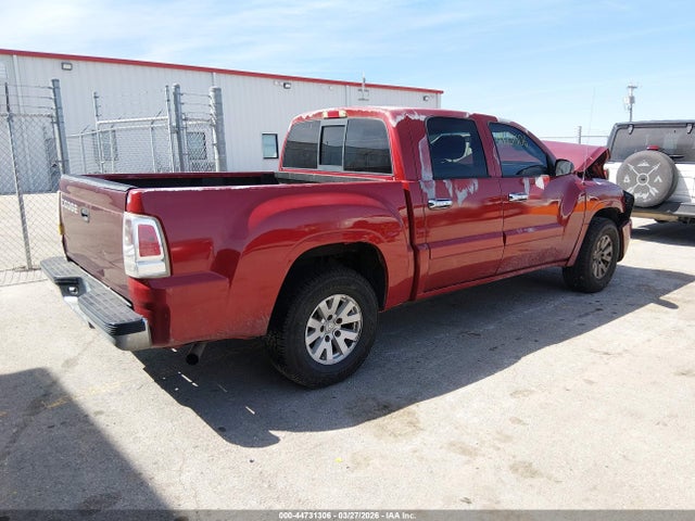 Mitsubishi Raider Ls