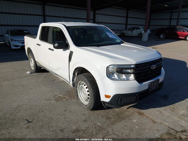 Salvage Ford Maverick Image