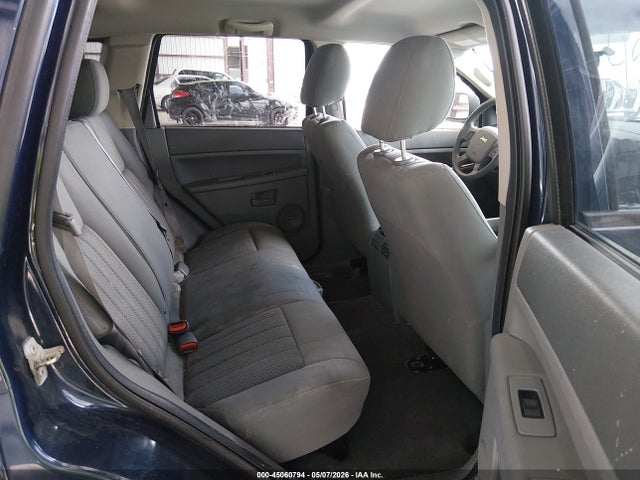 Jeep Grand Cherokee Laredo