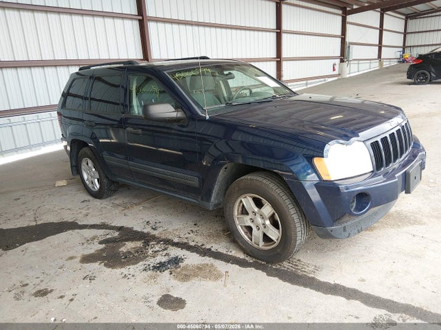 Salvage Jeep Grand Cherokee Image