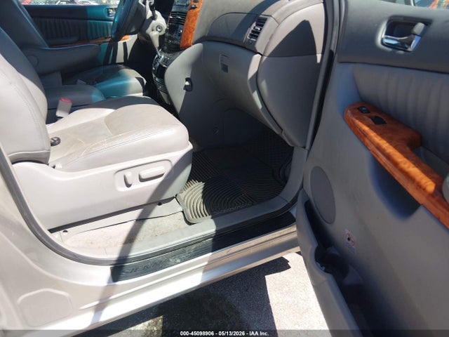 Toyota Sienna Xle