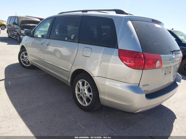 Toyota Sienna Xle