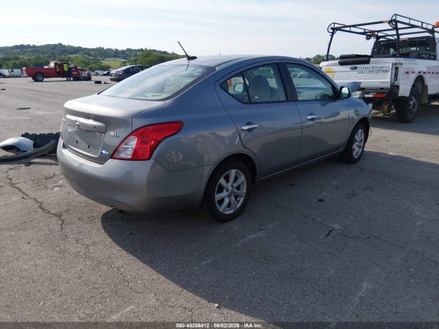 Nissan Versa 1.6 Sl