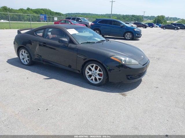 Salvage Hyundai Tiburon Image