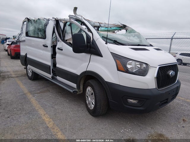 Salvage Ford Transit Image