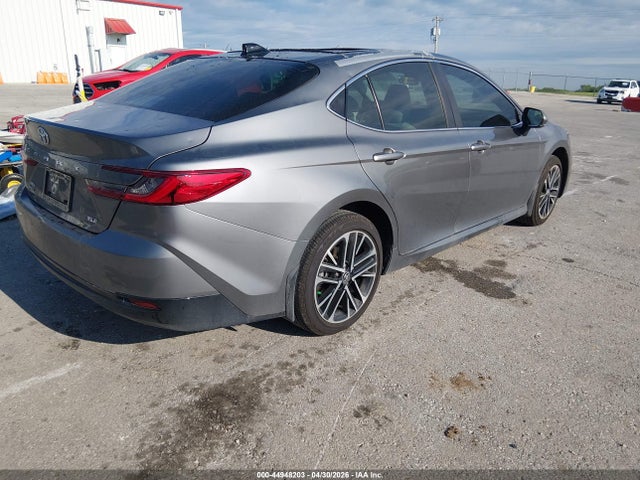 Toyota Camry Xle
