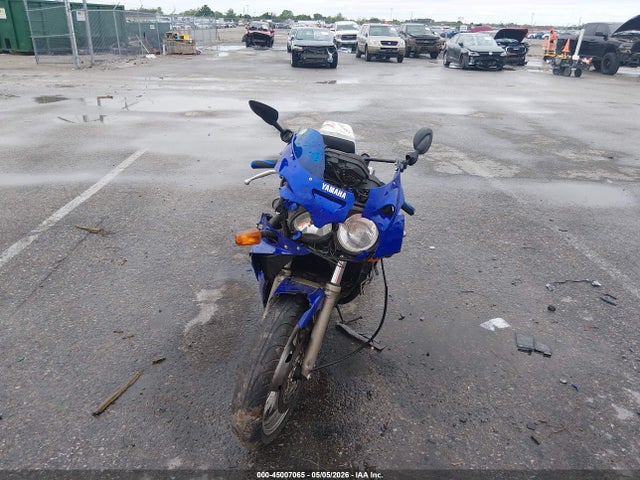 Yamaha Fzr600 R